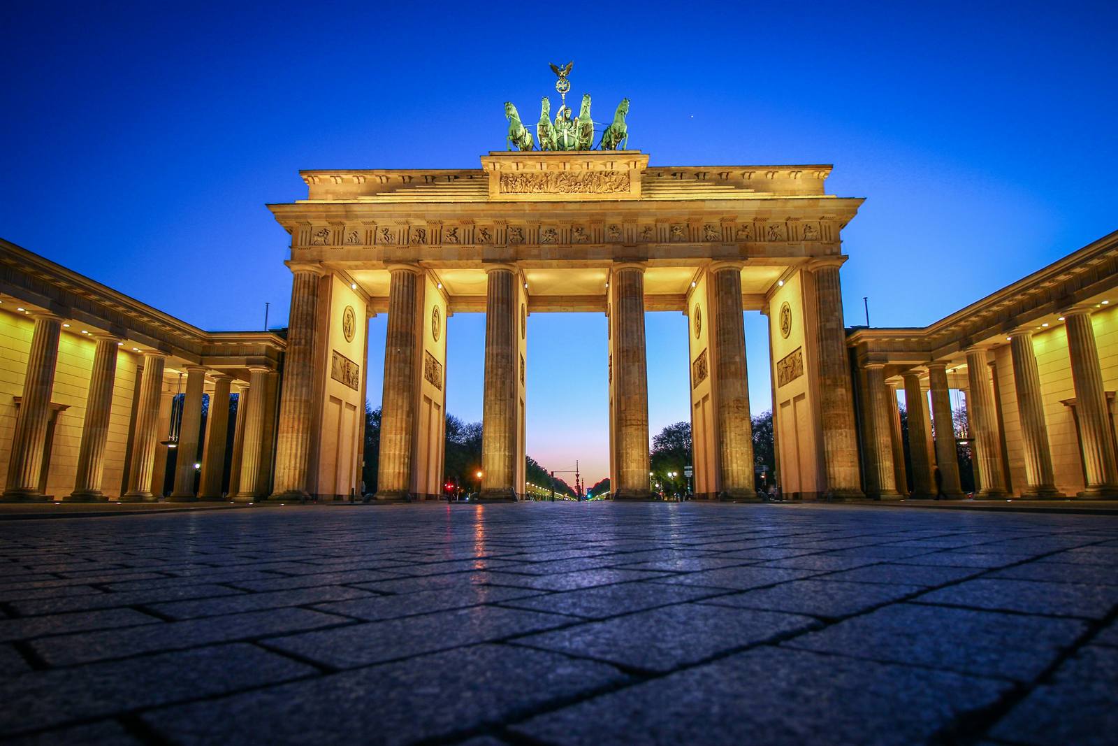 Berlin Entsorgung 24 im Einsatz